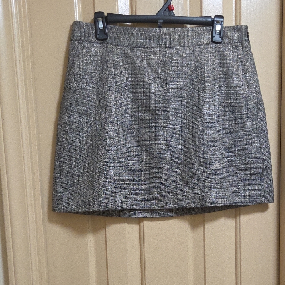 Express Gray Tweed Mini Skirt Gold Thread Detail High Rise Size 10 Elegant